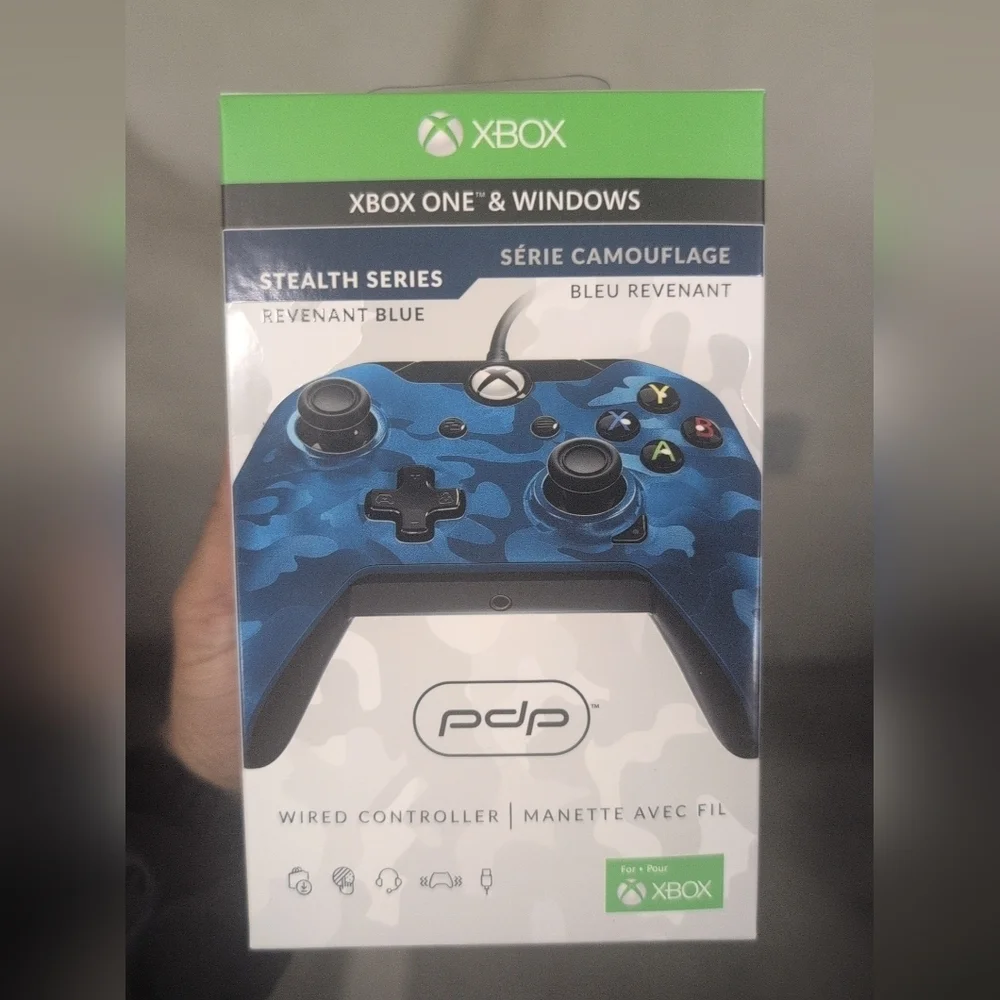 Xbox One & Windows Wired Controller - Blue Camouflage